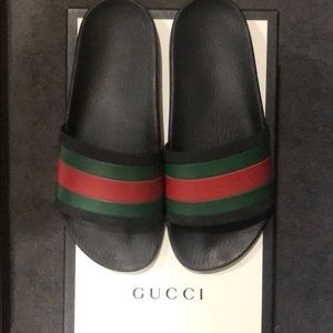 Gucci flip flops